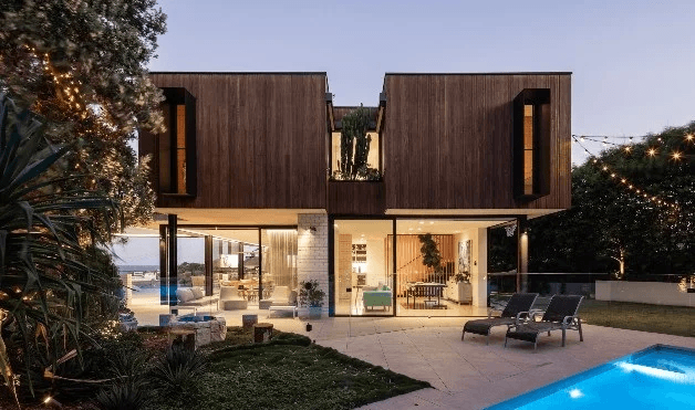 Exterior house painting in Dee Why on Sydney's Northern Beaches